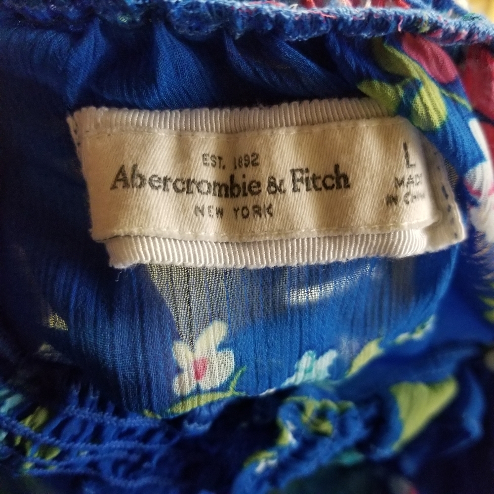 Blue Abercrombie and Fitch size L top - Picture 3 of 7